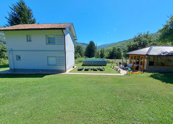 Ris Kuca Za Odmor