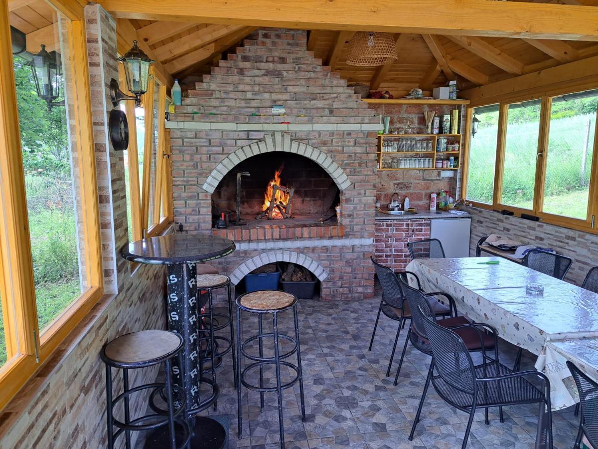 Holiday home Ris Kuca Za Odmor