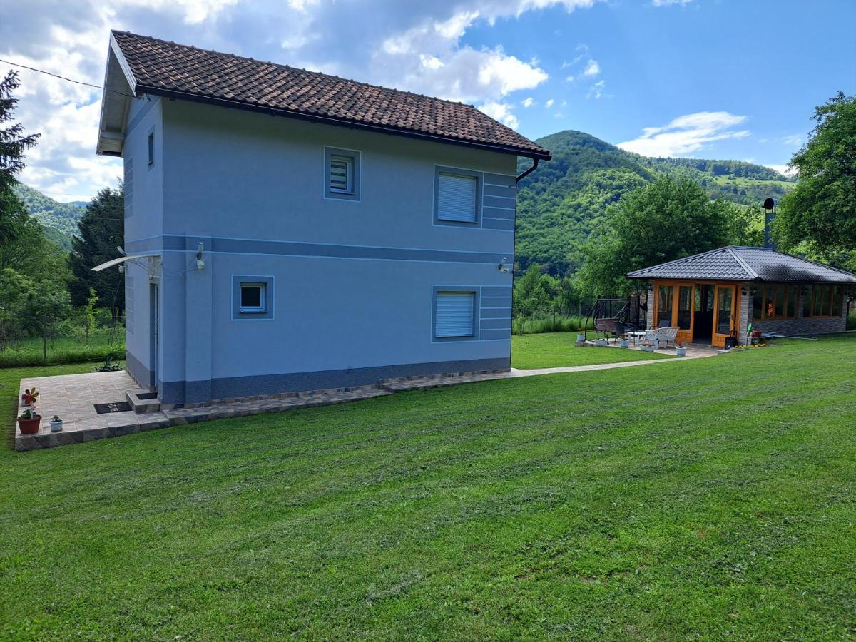 Holiday home Ris Kuca Za Odmor Foca