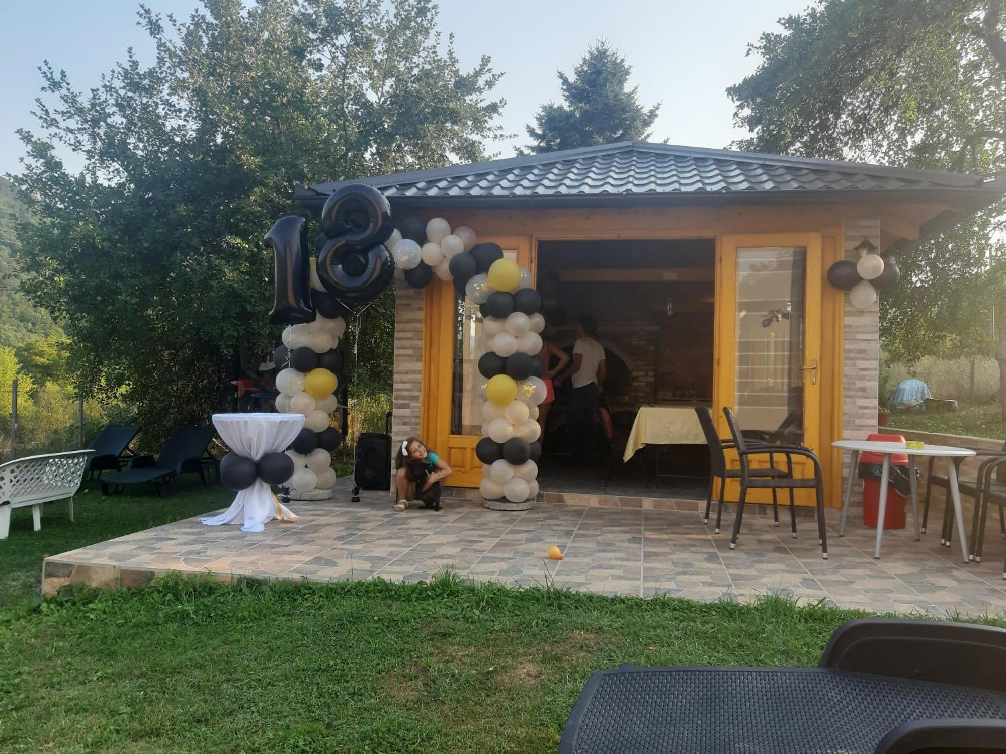 Ris Kuca Za Odmor Holiday home